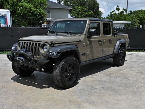 Used 2020 Jeep Gladiator Sport w/ Quick Order Package 24S AWD/4WD image 2