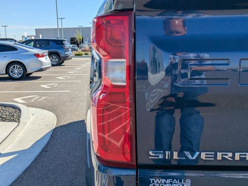 Certified 2021 Chevrolet Silverado 1500 Custom Trail Boss image 42