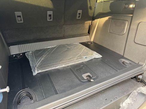 New 2025 Ford Bronco Badlands image 18