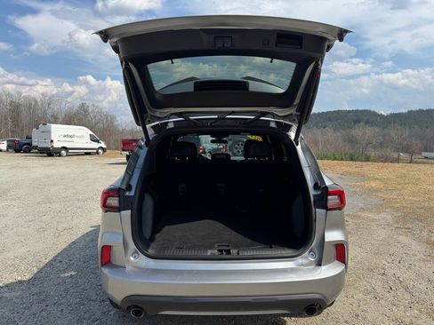 Used 2024 Ford Escape ST-Line image 7
