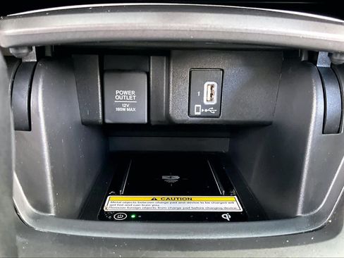 Used 2018 Honda Accord Touring image 32