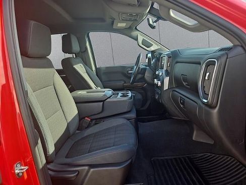 Used 2019 GMC Sierra 1500 SLE w/ SLE Value Package image 18