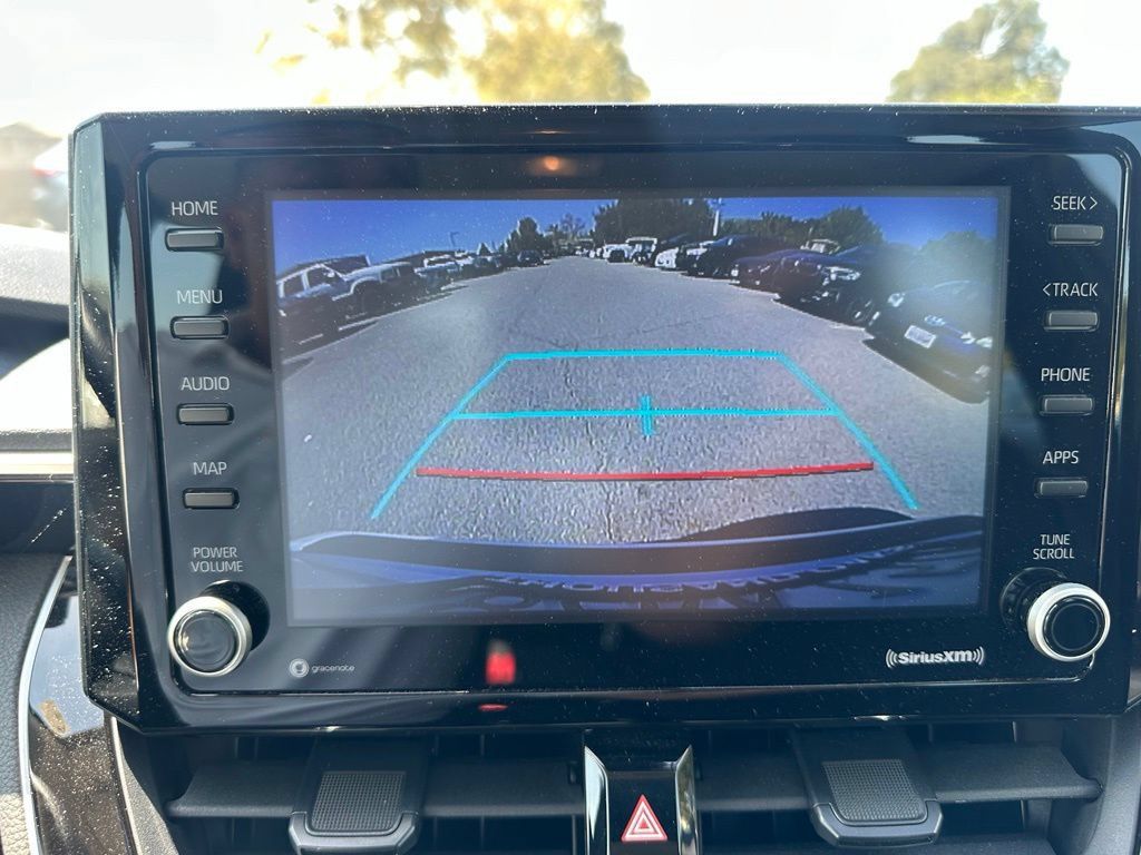 Used 2022 Toyota Corolla LE w/ Carpet Mat Package (TMS) FWD image 13