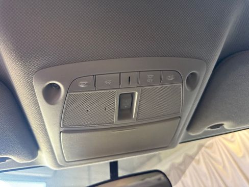 Used 2019 Nissan Sentra SV w/ Special Edition Package FWD image 30
