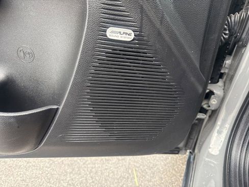 Used 2019 Dodge Challenger SXT w/ Blacktop Package image 16