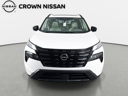 New 2026 Nissan Rogue SV FWD image 2