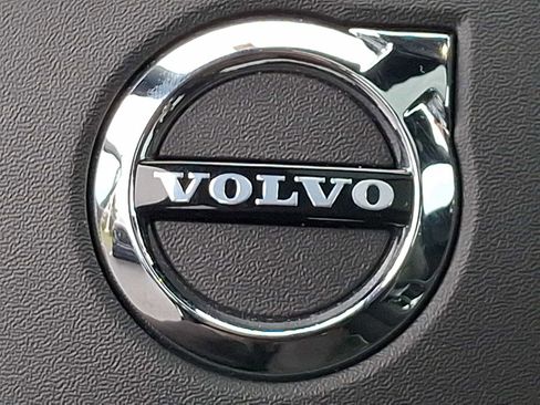 Used 2019 Volvo S60 T6 R-Design image 30