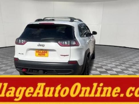 Used 2021 Jeep Cherokee Trailhawk w/ Trailer Tow Group AWD/4WD image 48