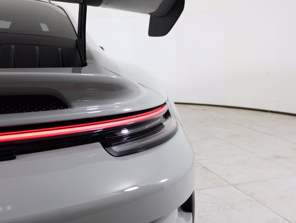 Certified 2023 Porsche 911 GT3 RWD image 12