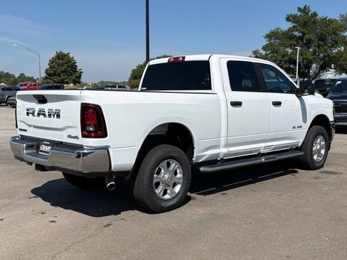 Used 2026 RAM 2500 Big Horn AWD/4WD image 8