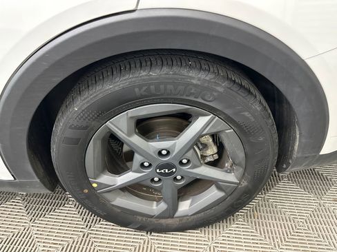 Used 2025 Kia K4 FWD image 17