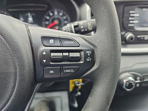 Used 2017 Kia Sorento FWD image 22