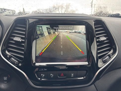 Used 2021 Jeep Cherokee Limited w/ Elite Package image 27