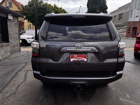 Used 2015 Toyota 4Runner SR5 Premium AWD/4WD image 5