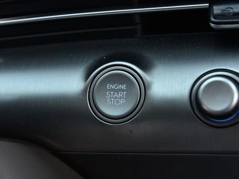 Used 2024 Hyundai Kona SEL FWD image 18