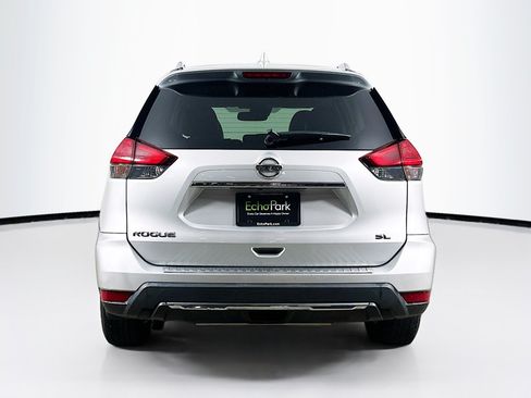 Used 2017 Nissan Rogue SL w/ SL Premium Package FWD image 7