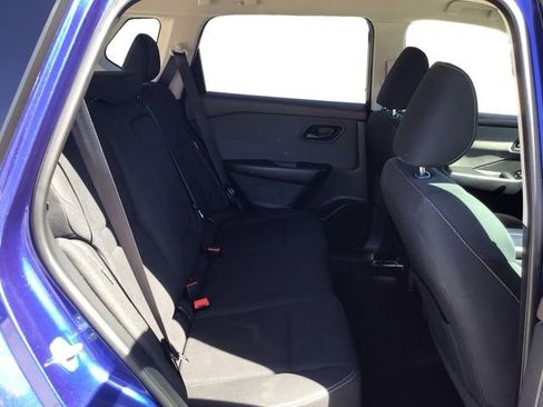 Used 2023 Nissan Rogue S AWD/4WD image 18
