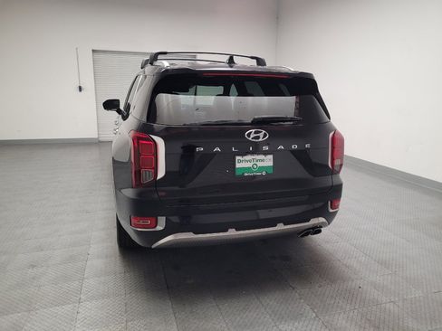 Used 2022 Hyundai Palisade Calligraphy w/ Cargo Package FWD image 6