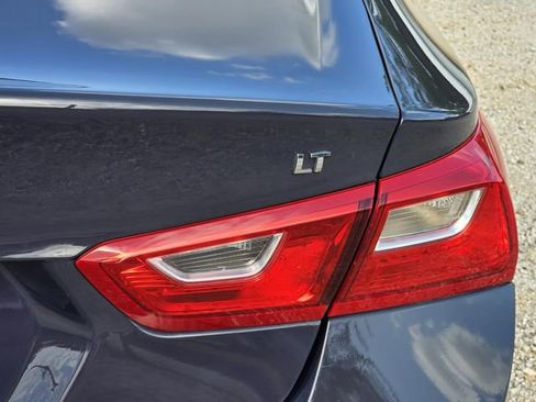 Used 2025 Chevrolet Malibu LT image 7