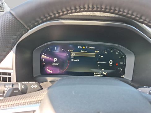 New 2025 Mitsubishi Outlander SE image 13