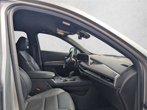 Used 2025 Cadillac XT4 Premium Luxury FWD image 14