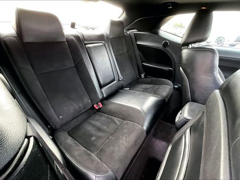 Used 2018 Dodge Challenger R/T Scat Pack image 18