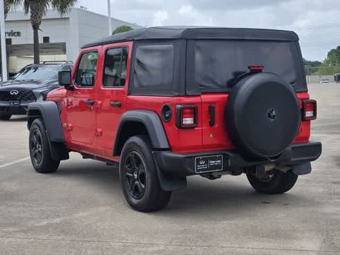 Used 2018 Jeep Wrangler Unlimited Sport S AWD/4WD image 4