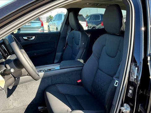 New 2026 Volvo XC60 B5 Core w/ Climate Package image 22