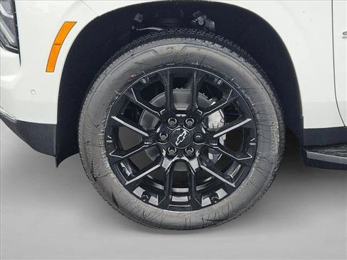 New 2026 Chevrolet Suburban LS w/ Max Trailering Package image 10