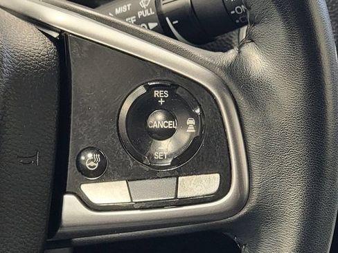Used 2022 Honda CR-V Touring image 27