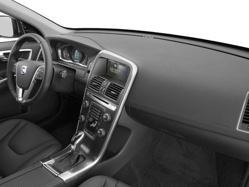 Used 2016 Volvo XC60 T5 Premier w/ Climate Package AWD/4WD image 18