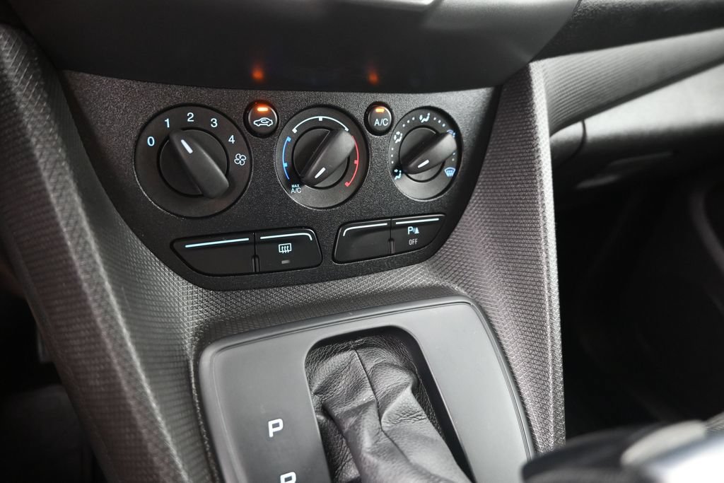 Used 2018 Ford Transit Connect XL FWD image 19