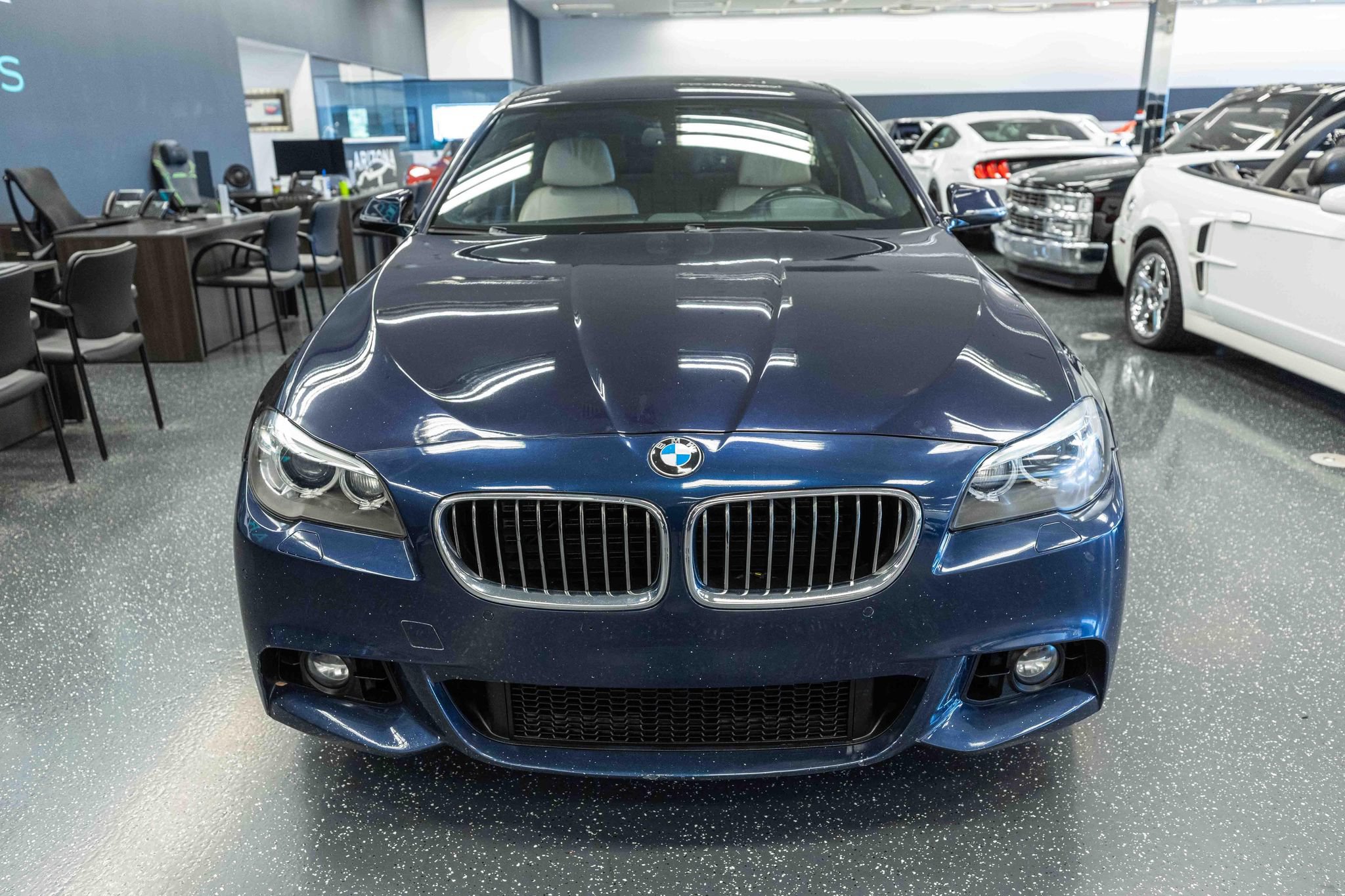 Used 2014 BMW 535i xDrive Sedan AWD/4WD image 2