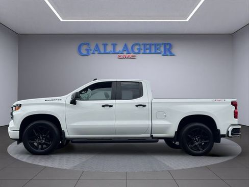 Used 2025 Chevrolet Silverado 1500 Custom w/ Rally Edition AWD/4WD image 9