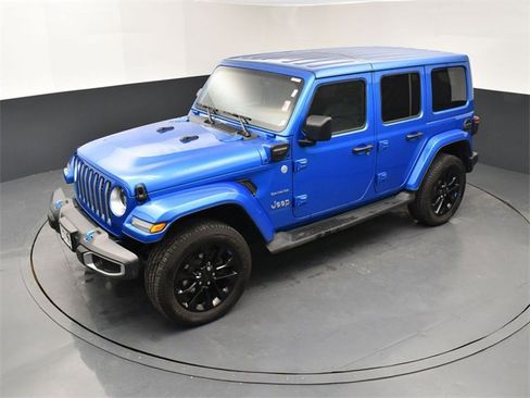 Used 2023 Jeep Wrangler Unlimited Sahara image 15