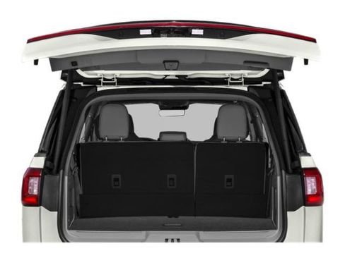 Used 2020 Lincoln Navigator L Reserve w/ Luxury Package image 12