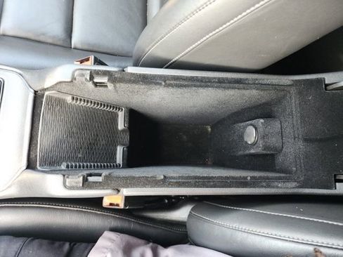 Used 2020 Cadillac XT4 Premium Luxury image 34