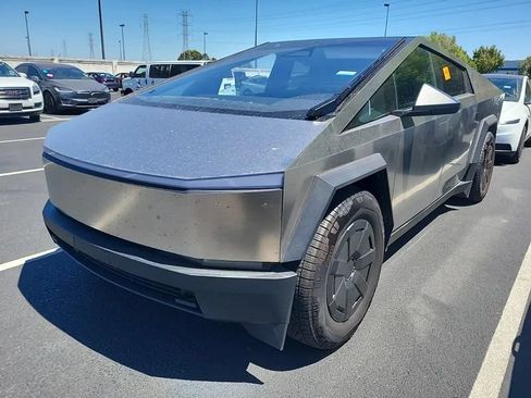 Used 2025 Tesla Cybertruck AWD Crew Cab image 1