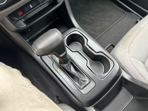 Used 2020 GMC Canyon 2WD Crew Cab w/ Convenience Package image 25