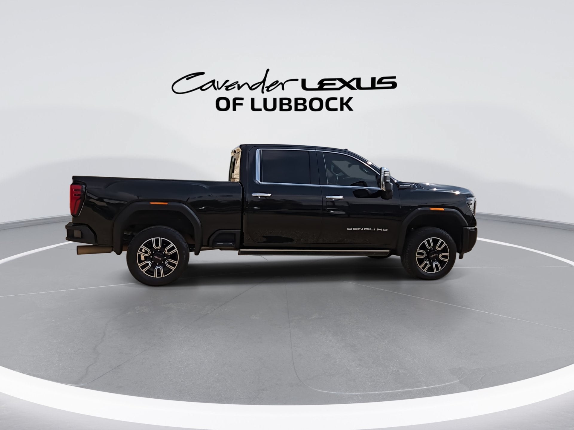 Used 2024 GMC Sierra 2500 Denali Ultimate AWD/4WD image 9