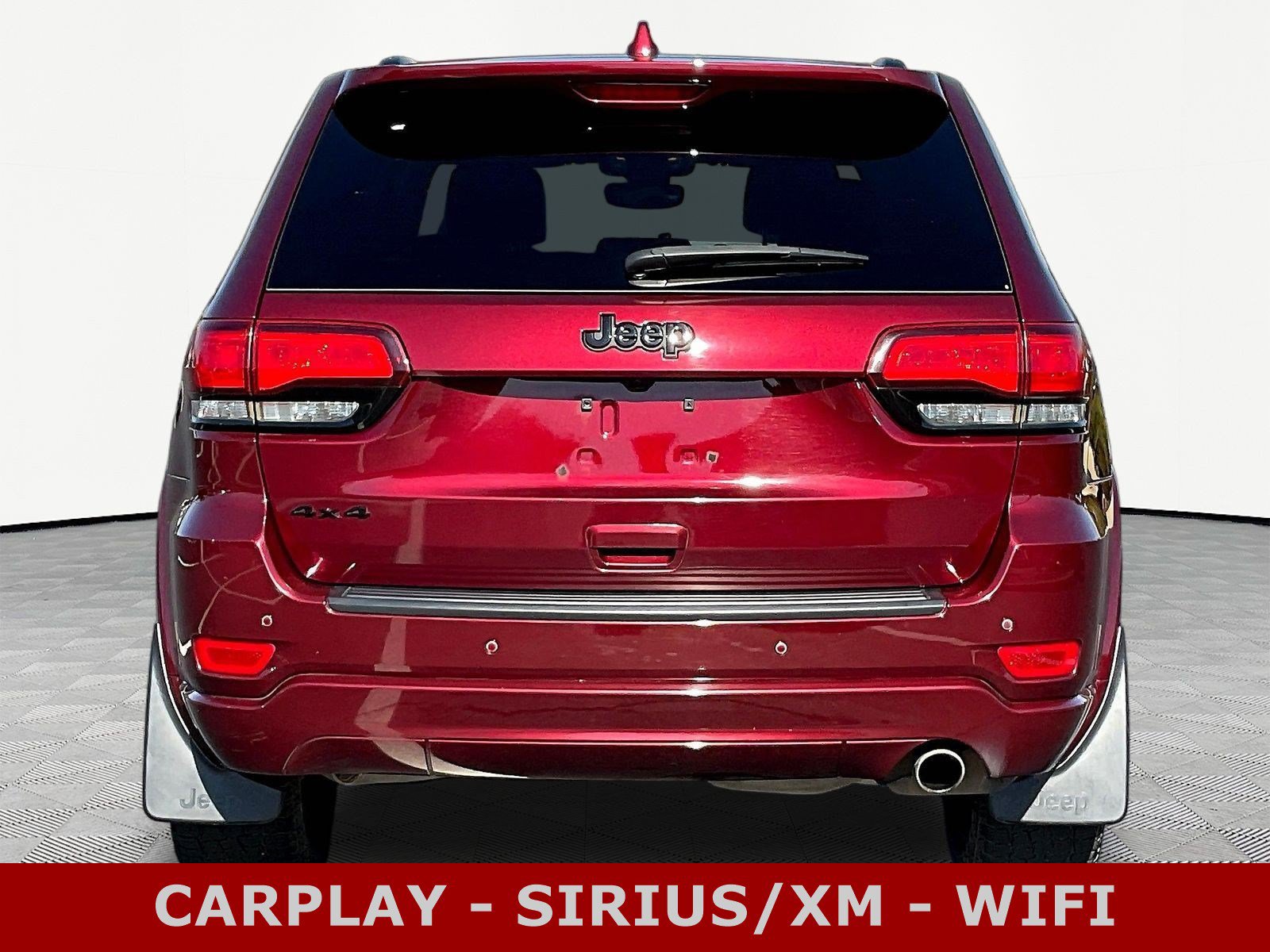 Used 2020 Jeep Grand Cherokee Altitude AWD/4WD image 5