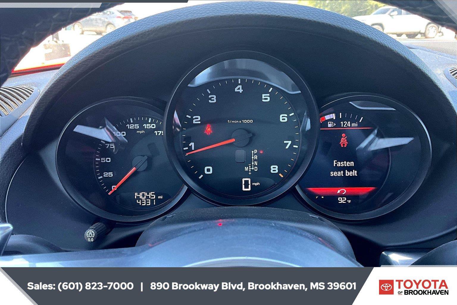Used 2023 Porsche 718 Boxster RWD image 14
