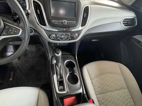 Used 2018 Chevrolet Equinox LS FWD image 8
