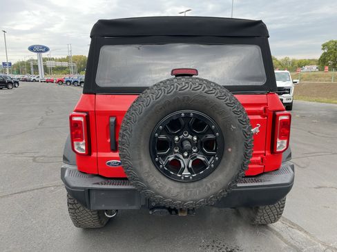 Used 2024 Ford Bronco Black Diamond w/ Sasquatch Package image 4