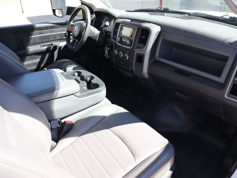 Used 2018 RAM 3500 Tradesman image 30