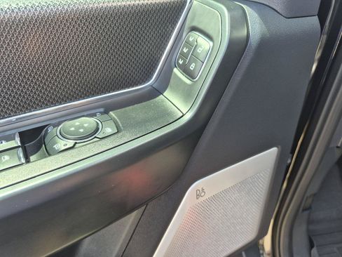 Certified 2025 Ford F150 Raptor AWD/4WD image 3