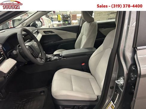 New 2026 Toyota Camry XLE image 10