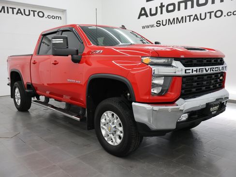 Used 2023 Chevrolet Silverado 3500 LT w/ All Star Edition AWD/4WD image 2