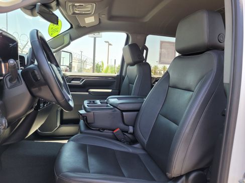 Used 2024 Chevrolet Silverado 2500 LTZ AWD/4WD image 10