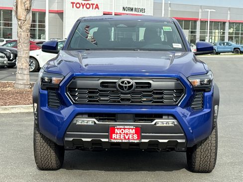 New 2025 Toyota Tacoma TRD Off-Road image 4